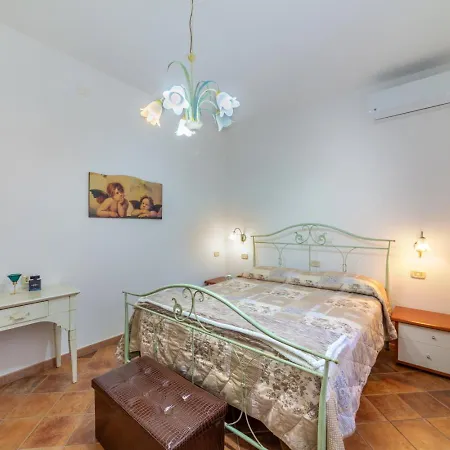 300m From The Sea With Garden 500mq - Wifi - Parking -ac Fox E Sali-monte Agumu