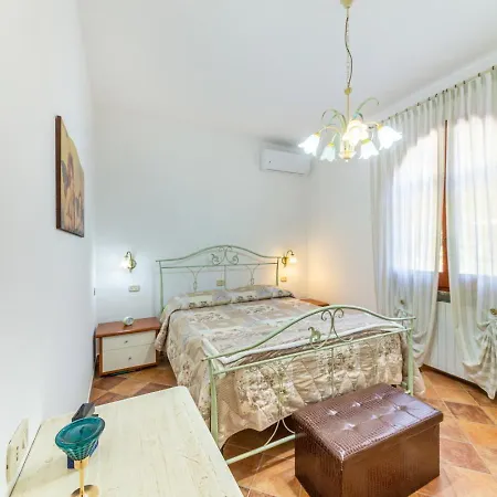 300m From The Sea With Garden 500mq - Wifi - Parking -ac Fox E Sali-monte Agumu