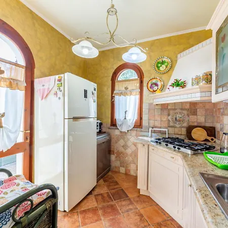 300m From The Sea With Garden 500mq - Wifi - Parking -ac Villa *